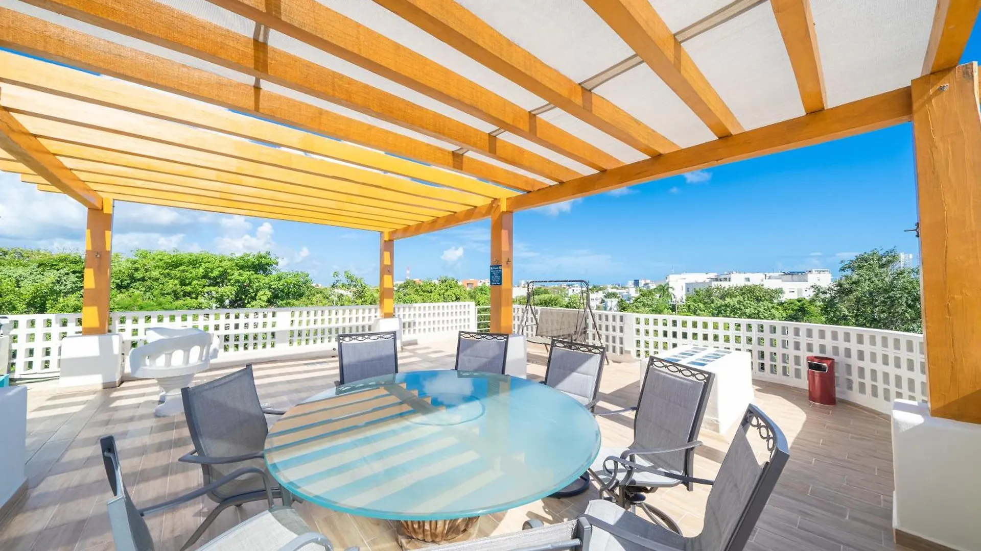 5 Bedroom Modern Villa With Private Pool - Great Location Cancun 0*,  Mexico