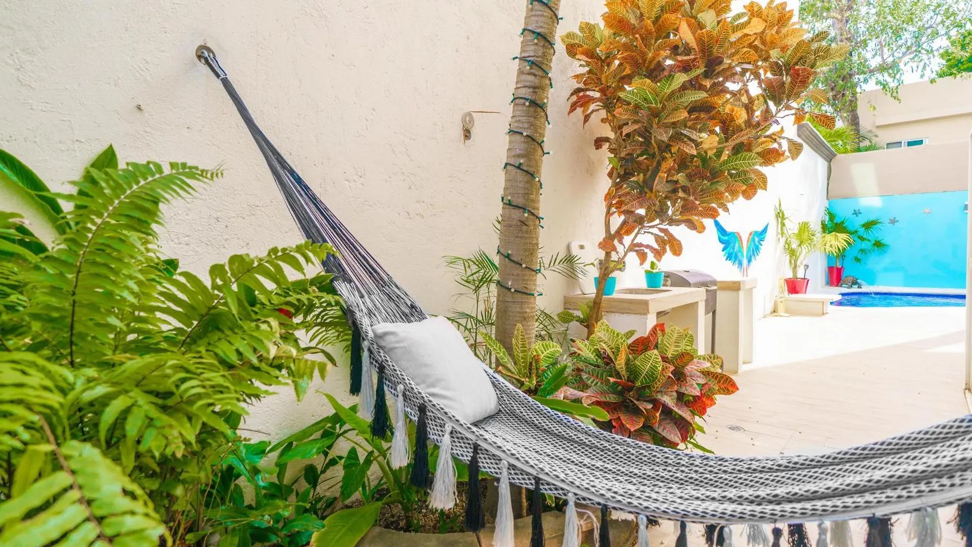 5 Bedroom Modern Villa With Private Pool - Great Location Cancun