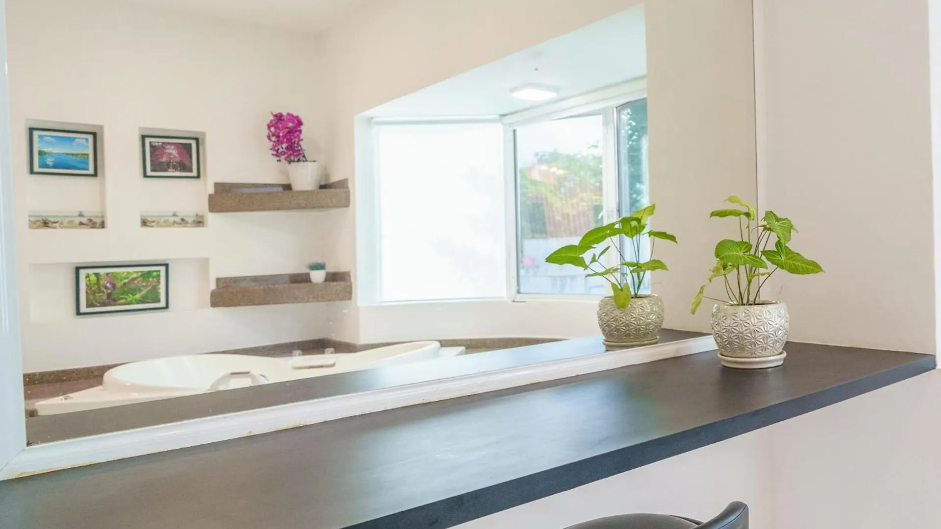 5 Bedroom Modern Villa With Private Pool - Great Location Cancun